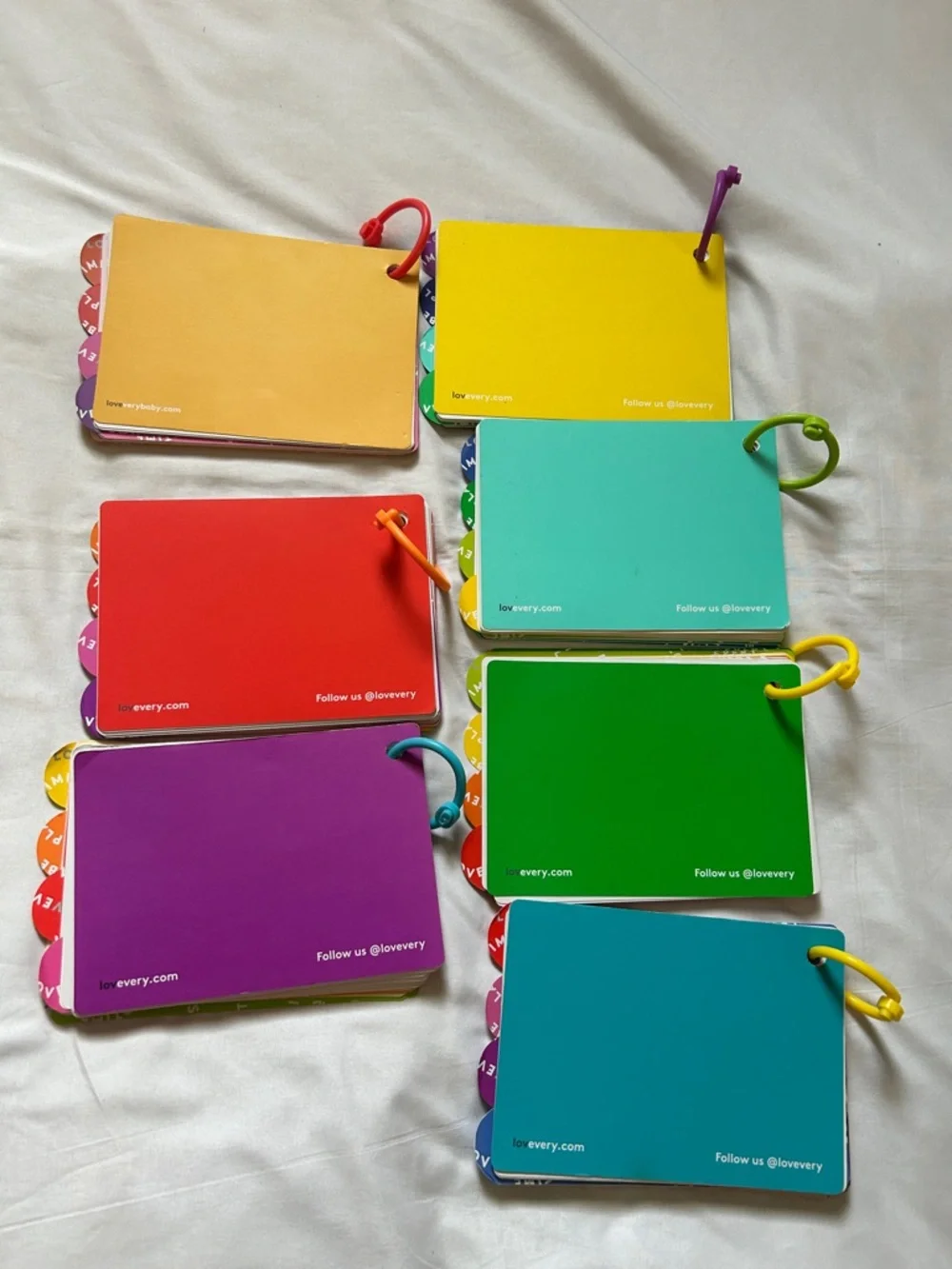 LiKe❤️for $10 off🍎 Lovevery play guide lot